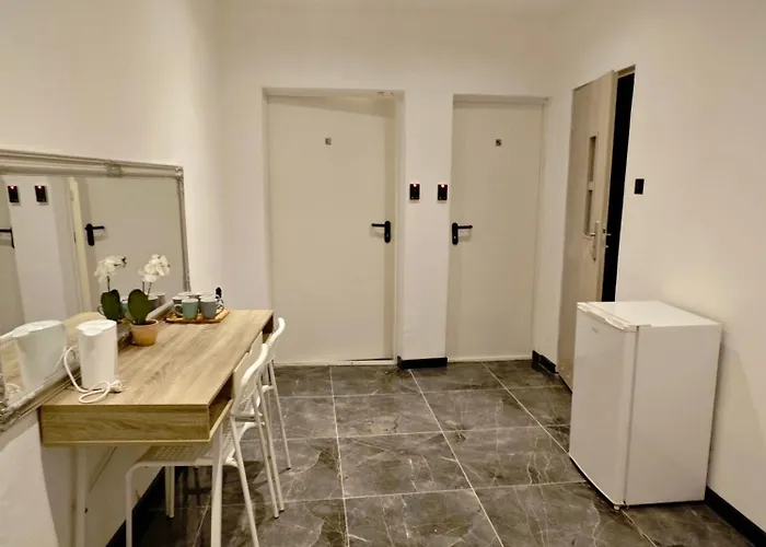 And Clarus Mons - Oraz Pod Jasna Gora בית הארחה צ'סטוצ'ובה